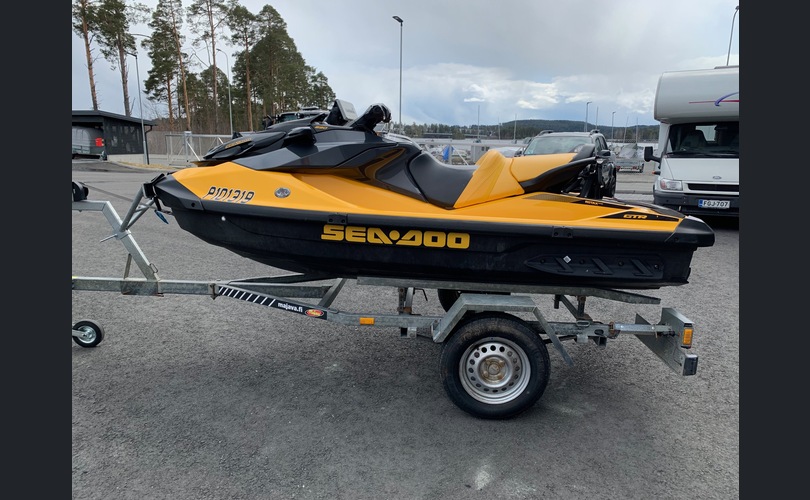 Sea-Doo 230 GTR-kuva-7